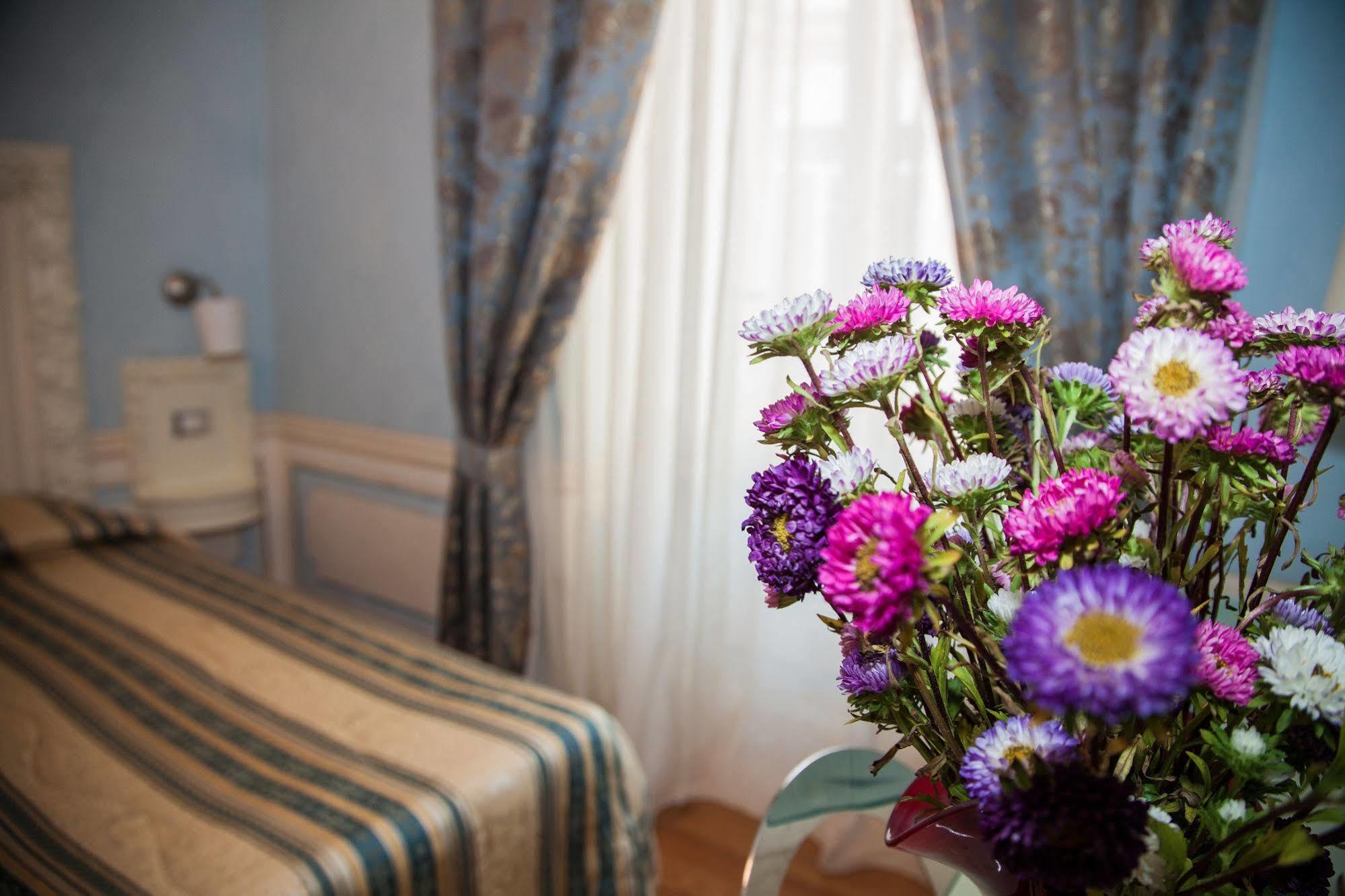 Hotel Ripa 145 In Trastevere Roma
